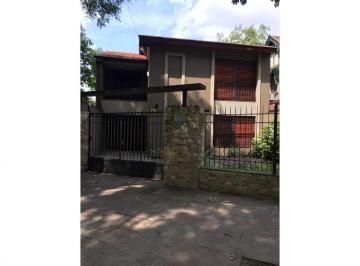 Casa · 170m² · 4 Ambientes · 4 Cocheras · Venta - Chalet con Fondo, Pileta y Quincho. Temperley