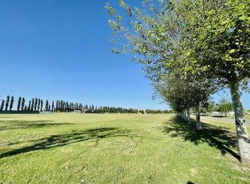 Terreno · 1035m² · Venta Terreno Haras de Funes Club de Campo