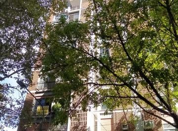Frente de la propiedad · Centro de Martínez, Amplio Departamento de 4 Ambientes, 2 Baños y Lindo Balcón
