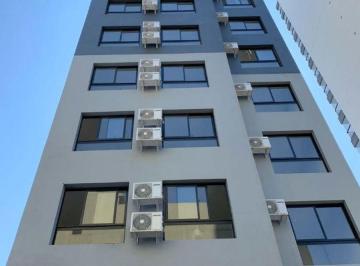 Departamento de 4 ambientes, Lomas de Zamora · Semipiso en Venta en Banfield Este