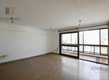Departamento · 86m² · 5 Ambientes · 1 Cochera · Departamento - Microcentro