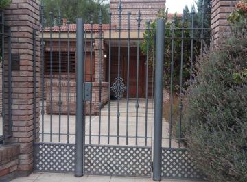 Casa de 7 ambientes, San Juan · Casa en Venta, Ciudad de San Juan
