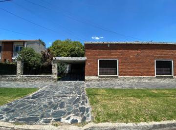 Casa · 150m² · 4 Ambientes · 1 Cochera · Venta Casa 4 Amb Merlo Sur Apto Credito