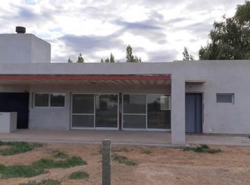 Casa · 98m² · 2 Ambientes · Casa en Venta Barrio Chacras del Sur General Roca, Río Negro