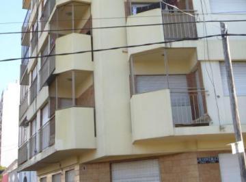 Departamento · 70m² · 4 Ambientes · Venta Departamento en Lanús Oeste