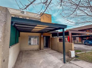 Casa de 4 ambientes, Luján de Cuyo · Dúplex en Alquiler/ Semiprivado/ 2 Dorm./ Cochera/ Patio
