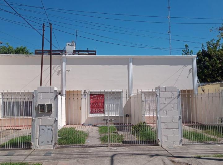 Casa · 62m² · 3 Ambientes · 1 Cochera