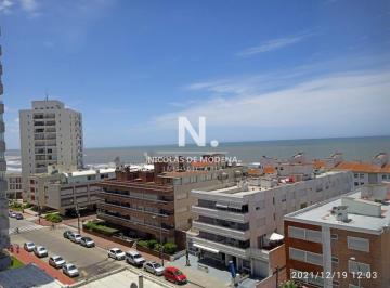 Foto1 · Apartamento en Peninsula. Edificio con Mucama y Piscina.