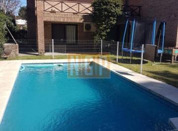 Foto1 · Casa con Piscina Jardines de Cordoba
