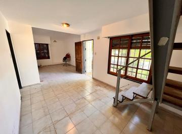 Casa · 126m² · 4 Ambientes · 1 Cochera · Oportunidad en Bº Residencial Vélez Sarsfield