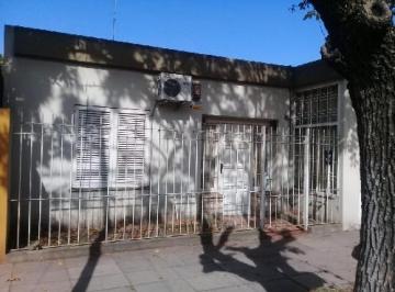 merlo-merlo-venta-ph-5-o-mas-ambientes · PH Casa en Venta en Merlo Centro