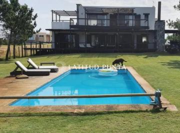 Foto1 · Casa en Venta y Alquiler