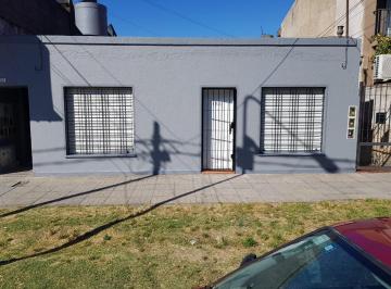 PH · 50m² · 2 Ambientes · PH Dos Ambientes con Patio en Planta Baja