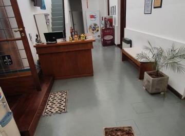 Foto · Alquiler, Casa Ideal Uso Institucional en Pleno Centro de Rosario, Excelente Estado - Disponible a Pa