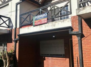 Casa de 9 ambientes, Almirante Brown · Duplex en Venta en El Barrio "Los Robles"