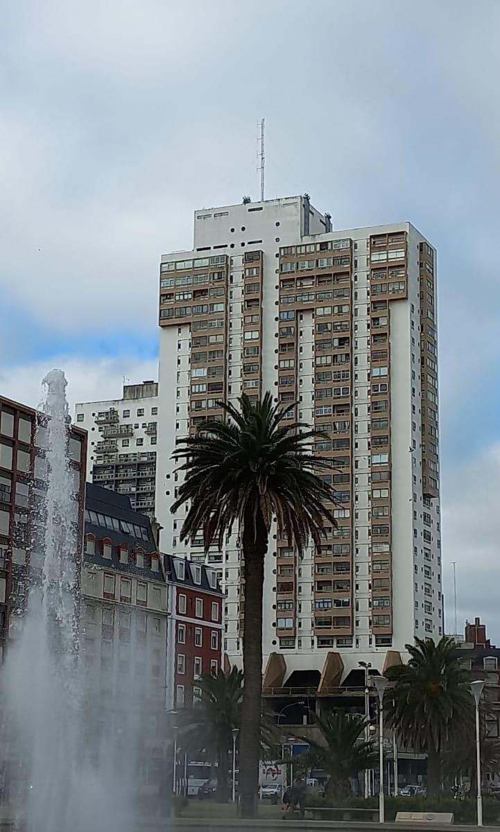 Departamento 5 amb, 50m² con cochera — Centro