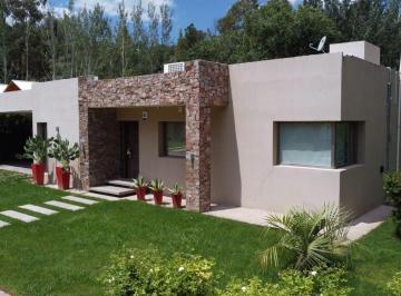 MUN-MUN-877_2 · Casa 4 Ambientes. | Pueblo Serrano Pampazul - Juana Koslay