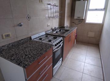 Departamento de 2 ambientes, Morón · En Alquiler - Departamento 2 Amb Haedo Centro