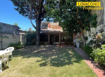 Casa de 7 ambientes, Villa Lugano · Casa Multifamiliar C/parque - Crisóstomo Álvarez 5800 - Loiacono Propiedades
