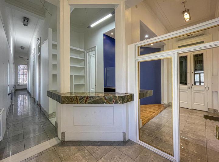 Oficina comercial · 234m² · 9 Ambientes