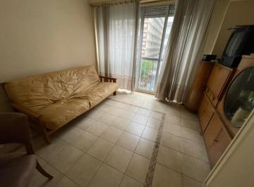 Departamento de 2 ambientes, Mar del Plata · Alquilo Depto. Estudiantes - Excelente Ubicación - Expensas Incluidas