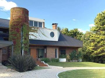 Casa · 500m² · 7 Ambientes · 7 Cocheras · Imponente Casa en San Diego, Moreno