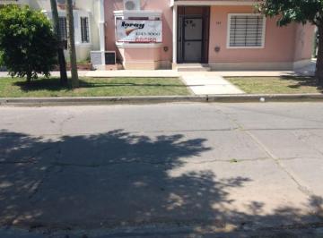 PH · 55m² · 3 Ambientes · 1 Cochera · PH - Lomas de Zamora