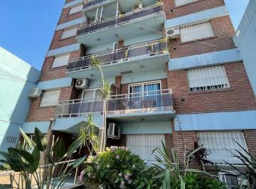 Departamento · 51m² · 3 Ambientes · 1 Cochera · Venta Departamento Moron 3 Ambientes