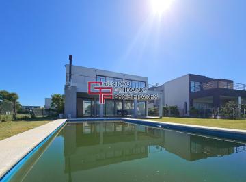 Casa de 5 ambientes, Escobar · Casa a La Venta en Puertos del Lago