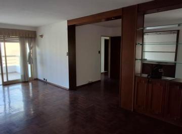 Departamento de 4 ambientes, Córdoba · Alquiler Amplio Departamento 3 Dorm. - 2 Baños - Centro - Cochera