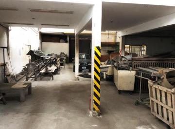 Depósito · 533m² · Deposito / Galpon en Lanus de 533 m² con Zonificacion Industrial