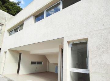 PH · 86m² · 3 Ambientes · 1 Cochera · PH - Las Heras