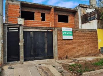 Departamento de 4 ambientes, Rosario · Galicia 485