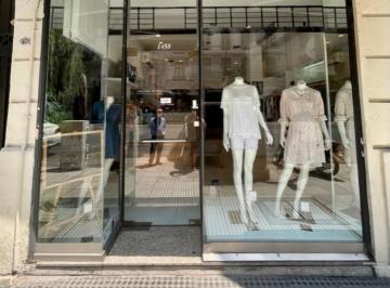 Local comercial , Recoleta · Comuna 2 Alquiler Local Comercial en Recoleta Av Santa Fe 1400 Actualizado
