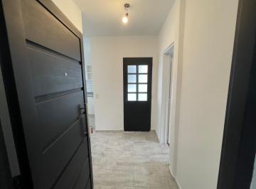 Departamento de 2 ambientes, San Isidro · Martinez Venta Departamento con Renta 2 Ambientes Reciclado a Nuevo C/patio
