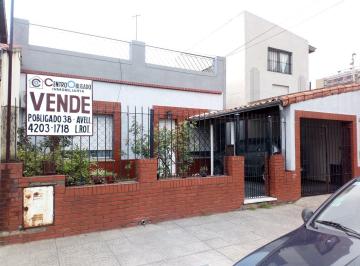 Casa · 95m² · 3 Ambientes · 1 Cochera · Casa en Venta Ubicado en Avellaneda, G. B. a. Zona Sur