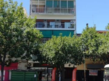 Departamento de 4 ambientes, Villa Real · Beiro 5500. Semipiso 4 Amb. Baño. Toilette. Balcon Corrido. Villa Real