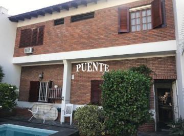 Casa · 150m² · 4 Ambientes · Casa - Banfield Oeste