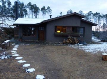 Casa de 15 ambientes, Intiyaco · Venta de Cabañas con Costa de Río - Cab0052