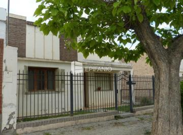 Casa · 100m² · 4 Ambientes · Venta - Propiedad Apto Desarrollo Barrio Bagliani - C019