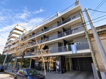 Departamento de 3 ambientes, Córdoba · B° General Paz - 2 Dormitorio con 2 Baños - Pileta