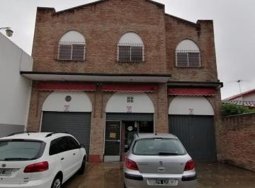 Bodega-Galpón · 550m² · 4 Cocheras · Galpón con Amplio Salón y Oficina en Excelente Ubicación
