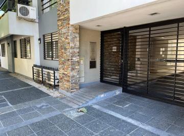 Departamento · 40m² · 2 Ambientes · Banfield - Depto 2 Amb. en Alquiler - en Excelente Ubicacion