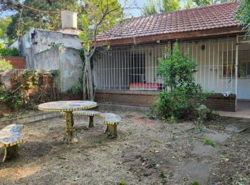 Casa · 1m² · 1 Ambiente - Effenberger Inmobiliaria · Casa Sobre Amplio Lote