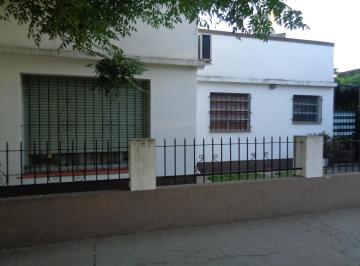 Casa de 5 ambientes, Almirante Brown · Venta de Casa en Burzaco: con Local