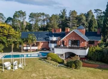 Foto1 · Venta de Propiedad con 4 Dorm., Golf - Punta del Este.