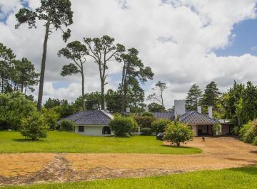 Foto2 · Espectacular Casa en Venta en Club del Golf, Punta del Este.
