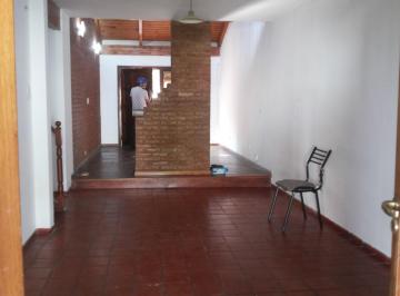 Casa de 8 ambientes, Córdoba · Adm Alquila Excelente Casa - B° Alto Alberdi