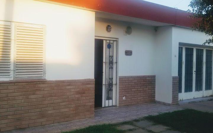Casa · 200m² · 4 Ambientes
