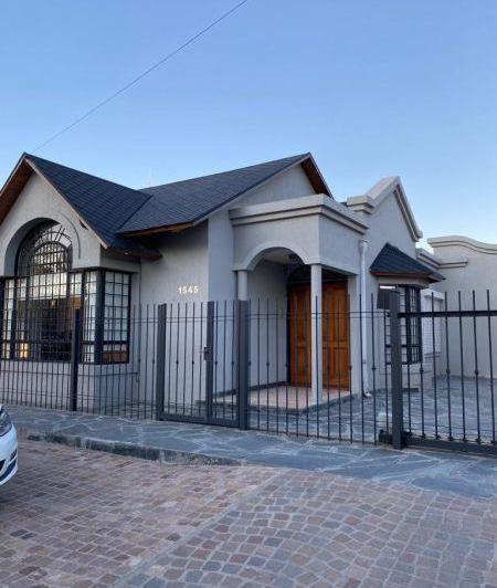 Casa · 250m² · 4 Ambientes